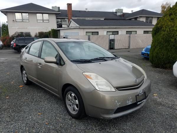 2004 Toyota Prius *Great on gas* - cars & trucks - by dealer -... for sale in Renton, WA – photo 3