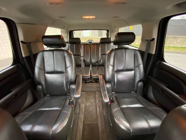 2008 GMC YUKON XL DENALI - cars & trucks - by owner - vehicle... for sale in Trumbull, NY – photo 11