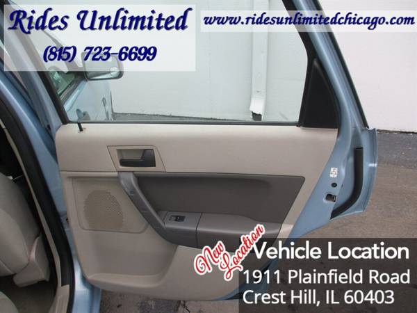 2008 Ford Focus SE - - by dealer - vehicle automotive for sale in Crest Hill, IL – photo 23