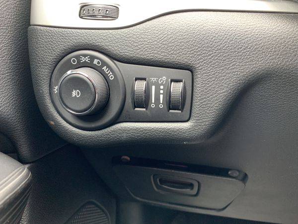 2014 Jeep Cherokee Limited 4WD for sale in New York, CT – photo 17