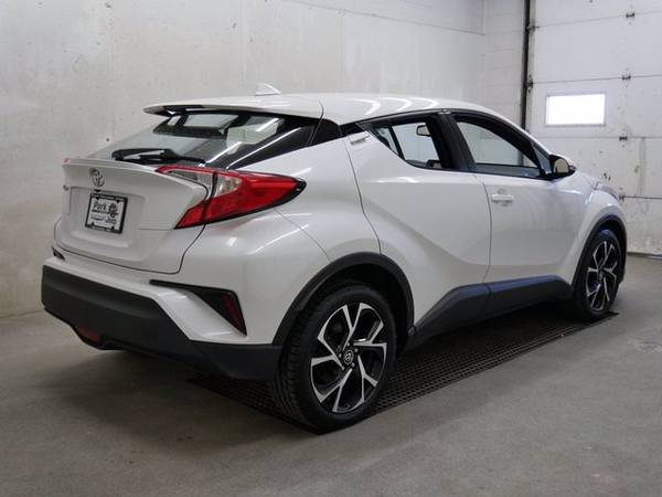 2018 Toyota C-hr Xle - - by dealer - vehicle for sale in Burnsville, MN – photo 4