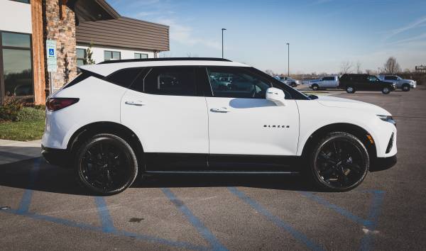 *** 2019 Chevrolet Blazer * 5K Miles * Clean Carfax * - cars &... for sale in Troy, MO – photo 8