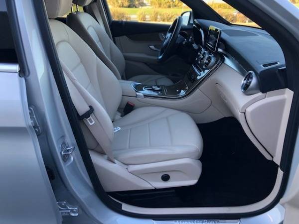2018 Mercedes GLC 300 - - by dealer - vehicle for sale in Palm Springs, CA – photo 10