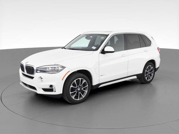 2017 BMW X5 xDrive35i Sport Utility 4D suv White - FINANCE ONLINE -... for sale in Fort Collins, CO – photo 3