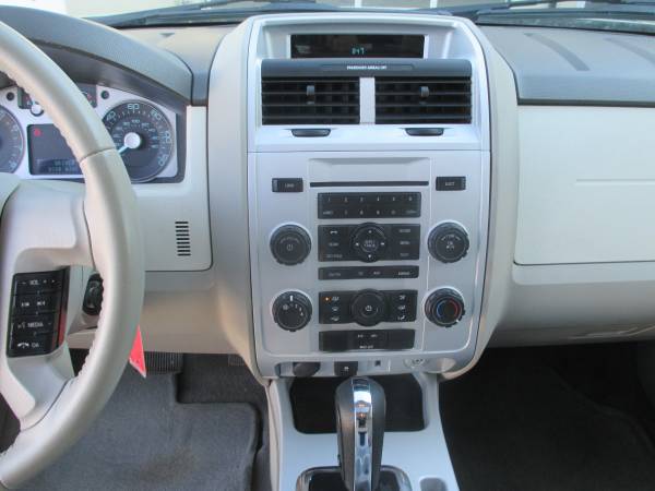 2010 Mercury Mariner FWD - - by dealer - vehicle for sale in Sioux City, IA – photo 17