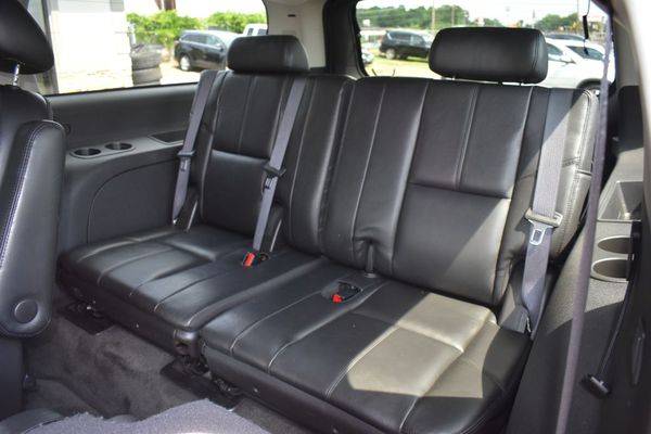 2008 GMC YUKON XL DENALI AWD 1500 SUV - EZ FINANCING! FAST APPROVALS! for sale in Greenville, SC – photo 11