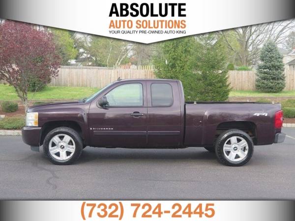 2008 Chevrolet Silverado 1500 LT1 4WD 4dr Extended Cab 6 5 ft SB for sale in Hamilton, NY – photo 2