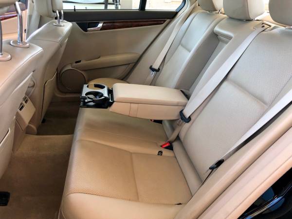 2011 Mercedes Benz C300 Sport Package, clean title, no accidents w204 for sale in Los Angeles, CA – photo 12