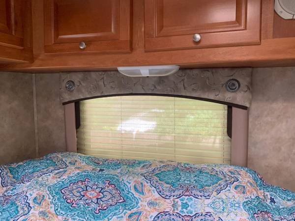 2008 Ford E-Chassis E 350 Motor Home 23 Long-Home Away from Home for sale in Sacramento , CA – photo 24