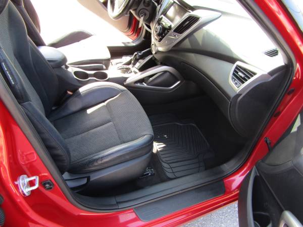 2015 Hyundai Veloster - - by dealer - vehicle for sale in Hernando, FL – photo 18