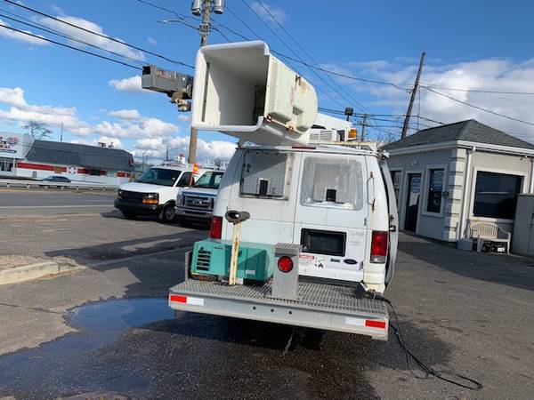 2012 Ford E-350 VERSALIFT 34 FOOT BUCKET VAN SEVERAL I - cars & for sale in Massapequa, MA – photo 17