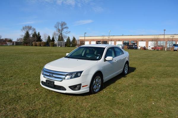 2010 Ford Fusion - cars & trucks - by dealer - vehicle automotive sale for sale in Crystal Lake, IL – photo 2