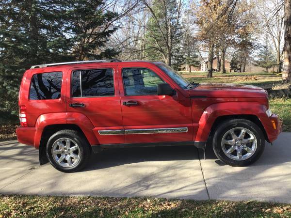 Red 2010 Jeep Liberty Limited 4X4 (114,000 Miles) - cars & trucks -... for sale in Dallas Center, IA – photo 18
