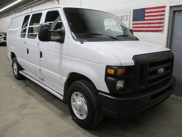 2009 Ford E-250 Econoline Cargo Van - - by dealer for sale in Highland Park, IL