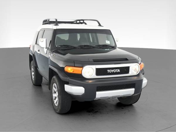 2012 Toyota FJ Cruiser Sport Utility 2D suv Black - FINANCE ONLINE -... for sale in South Bend, IN – photo 16