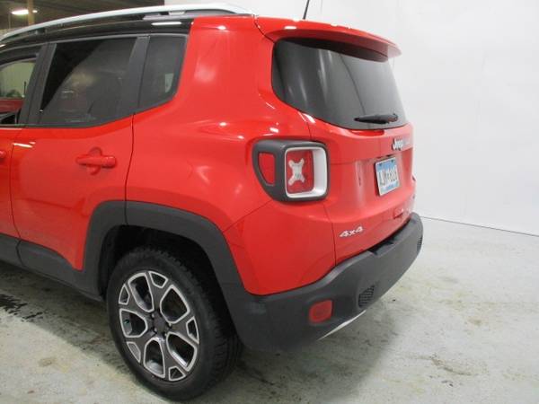 2018 Jeep Renegade Limited 4x4 - cars & trucks - by dealer - vehicle... for sale in Wadena, ND – photo 6