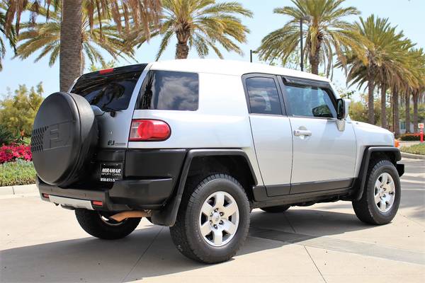 2007 Toyota FJ Cruiser 4WD - - by dealer - vehicle for sale in San Diego, CA – photo 8