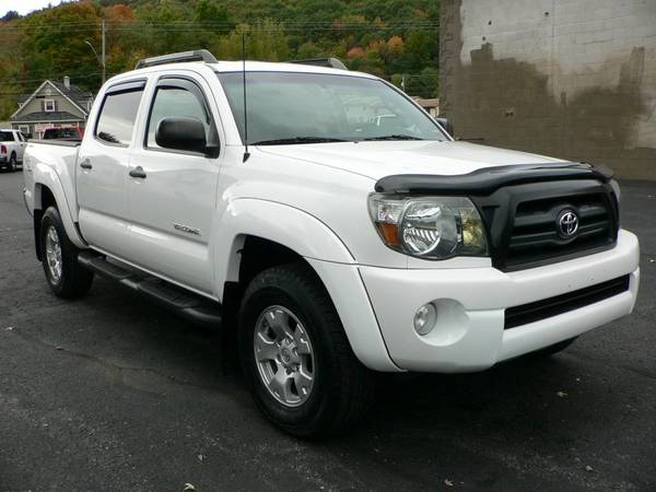 10 Toyota Tacoma Crew Cab TRD, Mint, No Rust, Clean Frame! Only 108K! for sale in binghamton, NY – photo 5