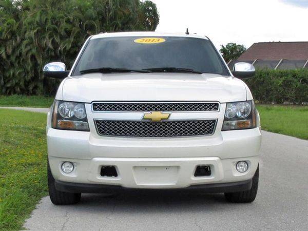 2013 Chevrolet Chevy Suburban LTZ 1500 4x2 4dr SUV Se Habla Espaol for sale in Fort Myers, FL – photo 2