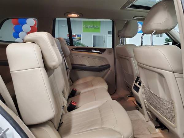 2015 MERCEDES-BENZ GL-CLASS GL 450 ~ Youre Approved! Low Down... for sale in Manassas, VA – photo 14