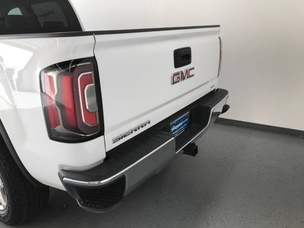 2018 GMC Sierra 1500 4WD Crew Cab 143 5 SLT - - by for sale in Eugene, OR – photo 6