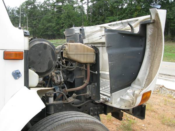 2000 International 4700 Service Truck Automatic for sale in Marietta, GA – photo 16