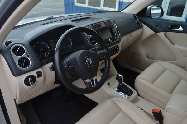 2011 Volkswagen Tiguan SEL 4Motion - cars & trucks - by dealer -... for sale in Alexandria, ND – photo 14