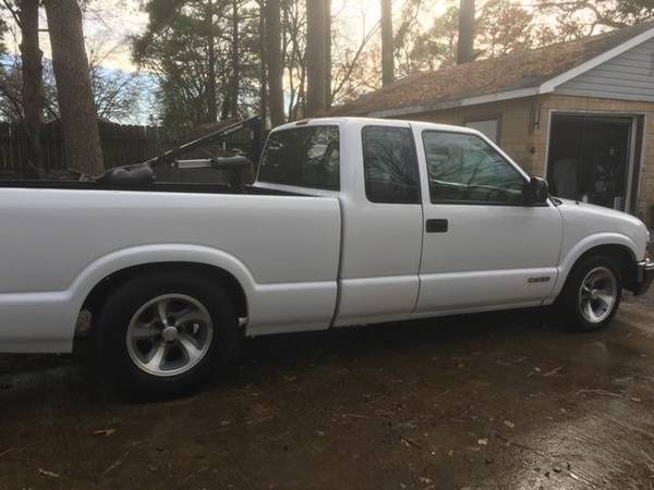 2002 Chevy S10 Extended cab 82k Miles! - cars & trucks - by owner -... for sale in Hot Springs National Park, AR – photo 3