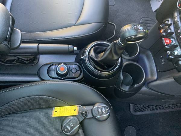 2015 MINI Cooper 4-Door hardtop Hatchback Sunroof 1 Owner 40MPG! WOW! for sale in Hillsboro, OR – photo 19