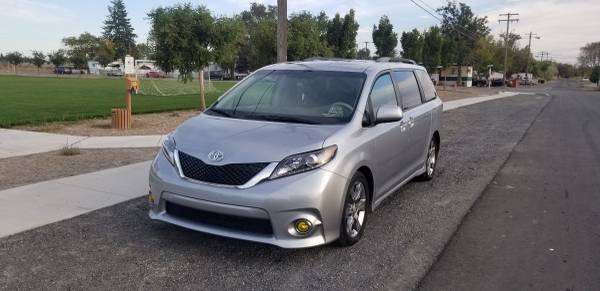 2011 Toyota Sienna Se - cars & trucks - by owner - vehicle... for sale in Pasco, WA – photo 4