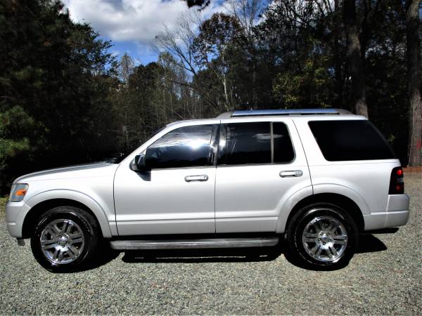 2010 FORD EXPLORER LIMITED!Clean title!No accidents! - cars & trucks... for sale in Pittsboro, NC – photo 2