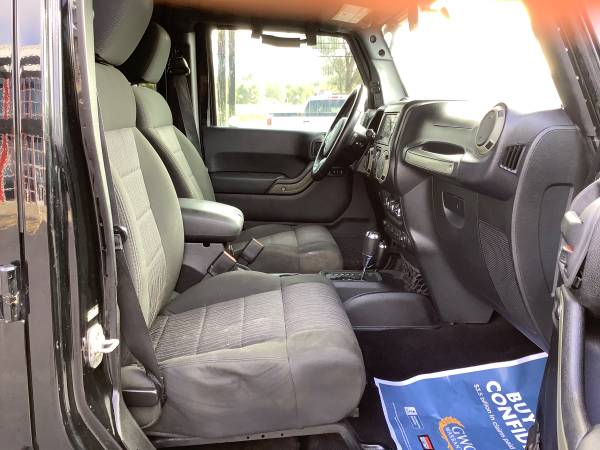 Nice! 2011 Jeep Wrangler Unlimited Sahara! 4x4! Finance Guaranteed!... for sale in Ortonville, MI – photo 19