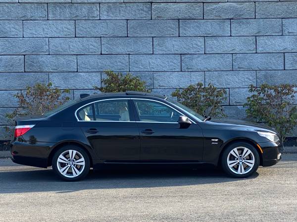 2010 BMW 528i xDrive - navigation, moonroof, heated leather,... for sale in Middleton, MA – photo 11