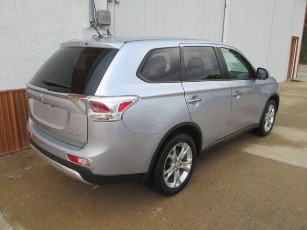 2015 Mitsubishi Outlander SE SUV 3rd Row Seating for sale in osage beach mo 65065, MO – photo 2