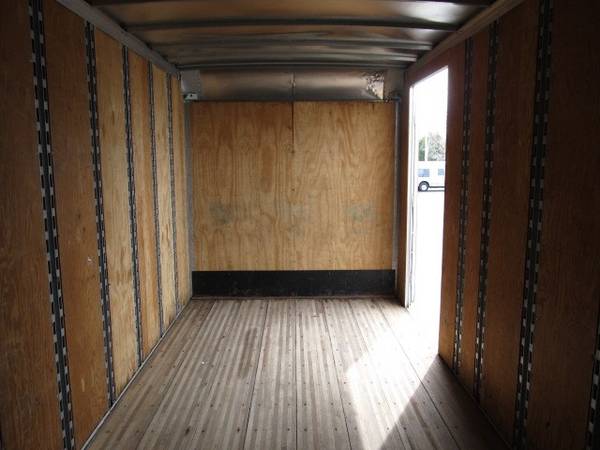 2012 Isuzu NPR 20 Box Pull-out Ramp Curbside Door for sale in Spencerport, NY – photo 13
