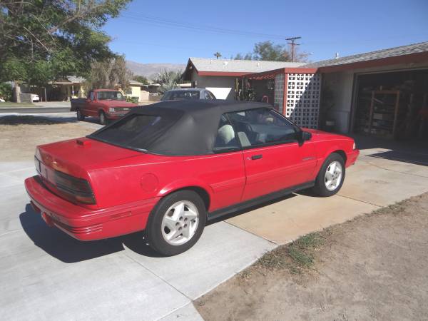 1993 Pontiac Sunbird SE Convertible, Red w/ New Top! - cars & trucks... for sale in Indio, CA – photo 3