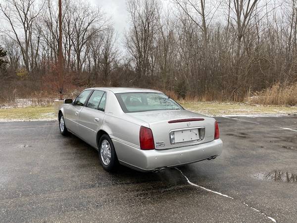 2004 Cadillac DeVille - cars & trucks - by dealer - vehicle... for sale in Grand Blanc, MI – photo 7