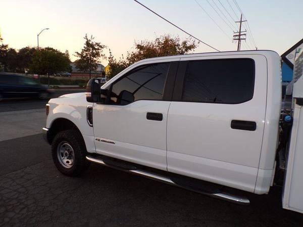 2019 Ford F-250 XLT 4x4 Crew Cab 6 7L Utility Diesel w/Backup Camera for sale in Citrus Heights, NV – photo 6