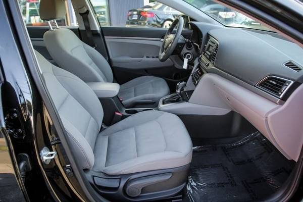 2018 Hyundai Elantra SE Sedan ONE OWNER - cars & trucks - by dealer... for sale in Lynnwood, WA – photo 13