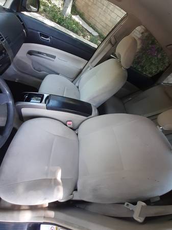 08 Toyota Prius newer main battery looks great stolen catalytic for sale in Canoga Park, CA – photo 14