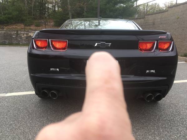 CAMARO SS 2013 Manual clean title for sale in Franklin, MA – photo 4