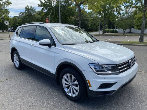 ** 2018 Volkswagen Tiguan Excellent Condition! * Drive Today! * -... for sale in East Northport, NY – photo 10