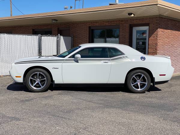 2011 Dodge R/T 2dr Coupe 5 7 V-8 Like New - - by for sale in Blackfoot, ID – photo 2