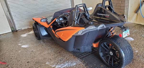 2017 polaris slingshot slr - cars & trucks - by owner - vehicle... for sale in Little Suamico, WI – photo 8