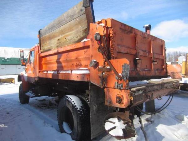 1998 International Dump Truck - 84, 341 Miles Showing - Automatic for sale in Marshfield, WI – photo 3