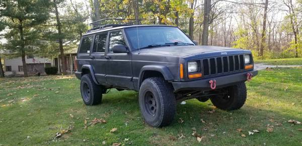 2000 Jeep Cherokee Sport 4x4 - cars & trucks - by owner - vehicle... for sale in Painesville , OH – photo 2