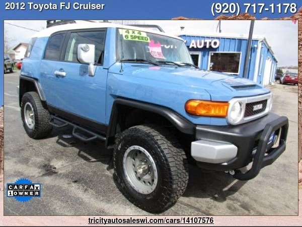 2012 TOYOTA FJ CRUISER BASE 4X4 4DR SUV 6M Family owned since 1971 for sale in MENASHA, WI – photo 7