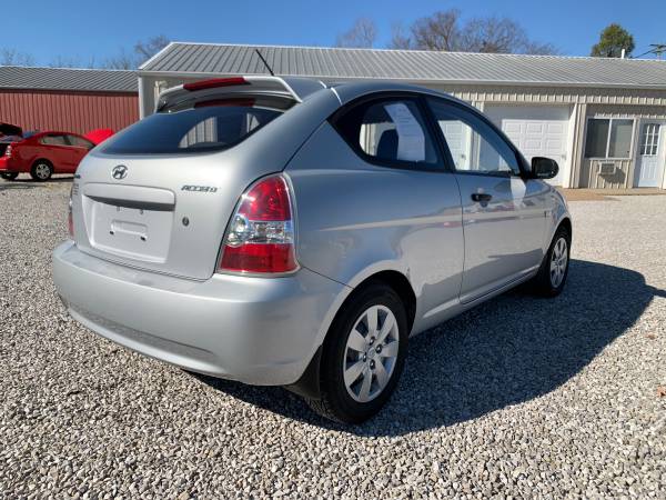 2011 Hyundai Accent gas saver - cars & trucks - by owner - vehicle... for sale in Georgetown, KY – photo 6