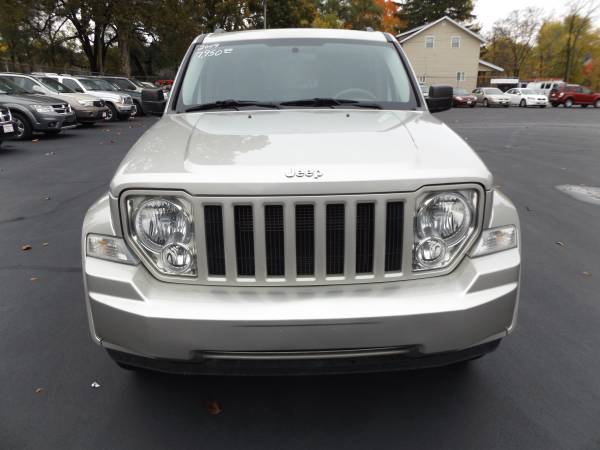 2009 JEEP LIBERTY SPORT - - by dealer - vehicle for sale in Lima, OH – photo 2
