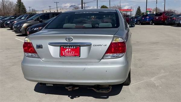 2006 Toyota Camry LE sedan Silver - - by dealer for sale in Longmont, CO – photo 10